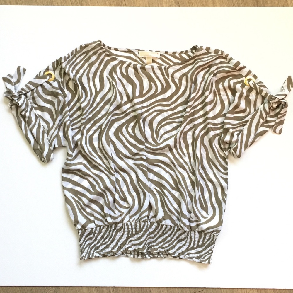 Cute Michael Kors Animal Print top EUC Size L